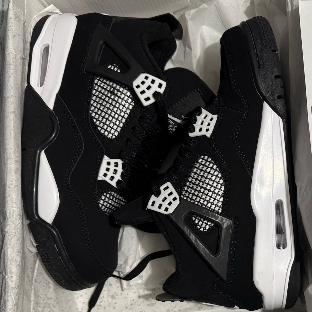 Black and White Jordan 4 Sneakers - Picture 5 of 6